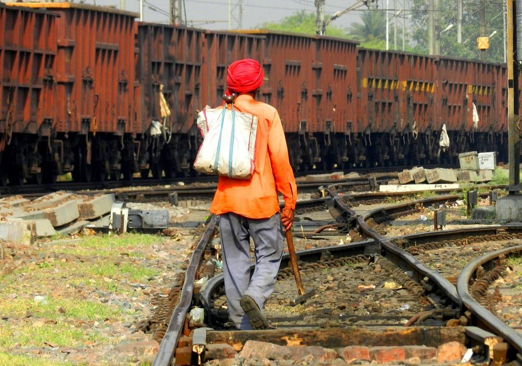 उत्तर मध्य रेलवे : प्रयागराज मंडल में ट्रैकमैनों को साईकिल अनुरक्षण भत्ता देने का आदेश जारी