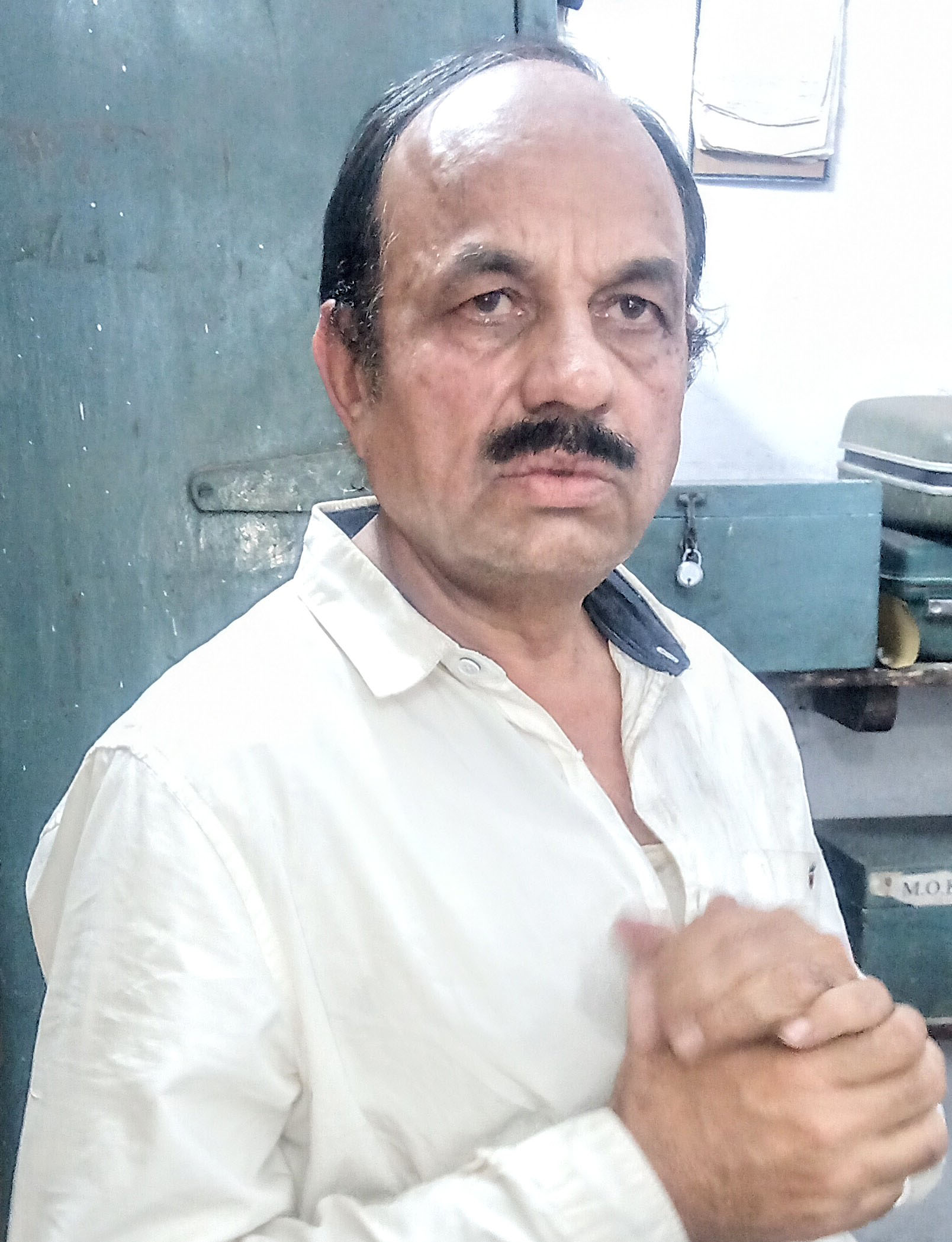 जबलपुर : महिला सफाईकर्मी ने सीनियर सेक्शन इंजीनियर को पीटा