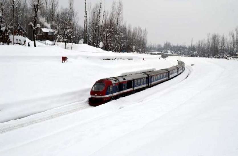 चीन सीमा पर दुनिया की सबसे ऊंची रेल लाइन के काम में आयी तेजी, 20 घंटे में पहुंचेंगे लद्दाख