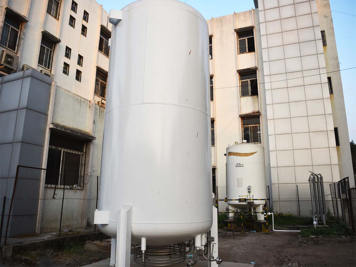 SER : चारों मंडलीय चिकित्सालय में लिक्विड ऑक्सीजन टैंकर उपलब्ध कराये प्रशासन : कृष्णमोहन