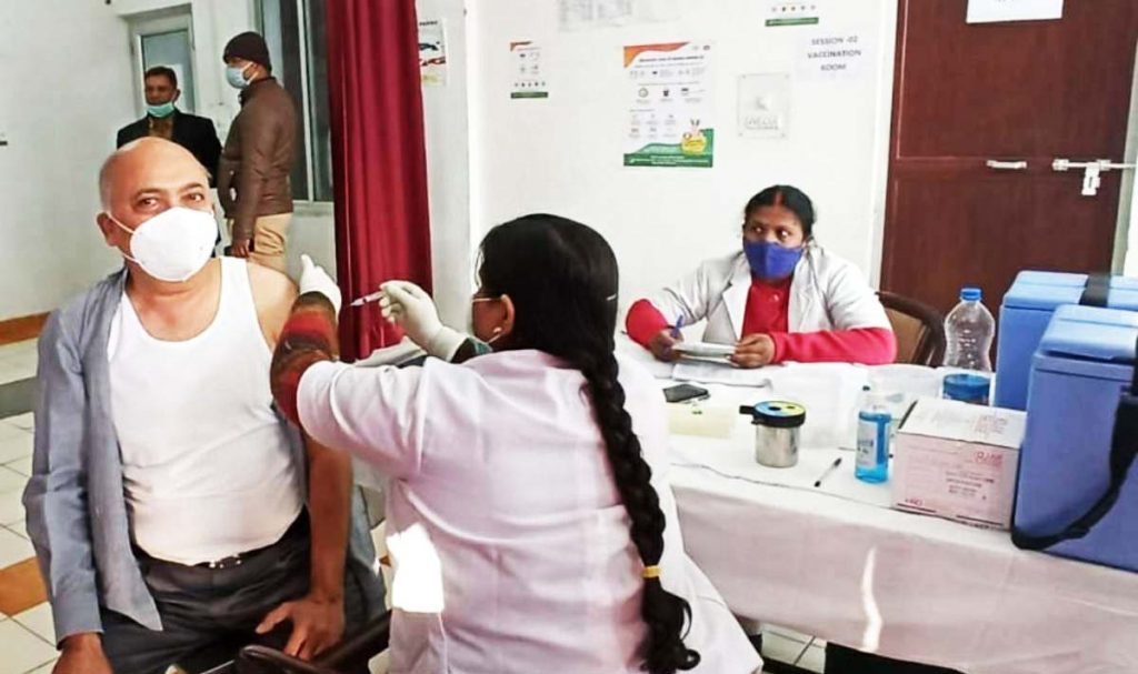NCR % आगरा मंडल अस्पताल में 18 से अधिक उम्र वालों का टीकाकरण शुरू