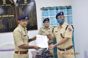 अहमदाबाद एक्सप्रेस से चोरी के 63 मोबाइल बरामद करने वाली आरपीएफ टीम को डीजी अवार्ड