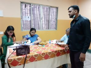 कोलकाता : लोगों को वैक्सीन मुहैया कराने के लिए आगे आई सेवा संस्था
