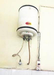चक्रधरपुर : टीटीई रेस्ट हाउसों पर अब भी कोरोना का ग्रहण, टेंडर में फंसा भोजन-पानी
