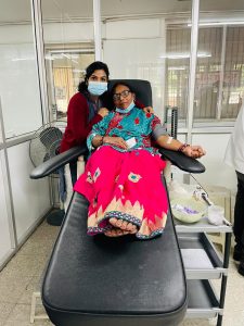 पुनीत जीवन ने ब्लड बैंक में लगाया शिविर, 80 यूनिट रक्तदान