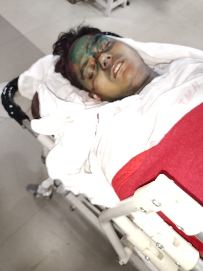 चक्रधरपुर. डांगवापोसी के गार्ड एसकेएन शर्मा दुर्घटना में गंभीर, टीएमएच से ब्रह्मानंद रेफर