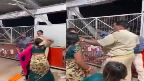 लखनऊ : चारबाग रेलवे स्टेशन पर महिला ने होमगार्ड जवान को चप्पल से पीटा, वीडियो वायरल