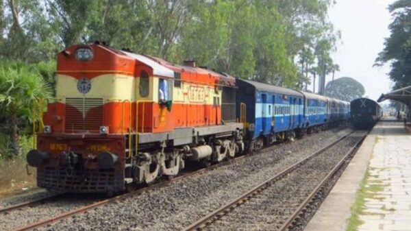 डीजल से चलने वाली ट्रेनों के टिकट पर नहीं लगेगा अतिरिक्‍त शुल्‍क, रेलवे को देना पड़ा स्पष्टीकरण