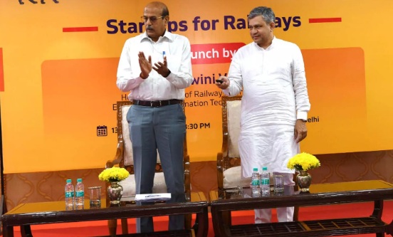 रेल मंत्री अश्विनी वैष्णव ने रेलवे के लिए किया स्टार्टअप का शुभारंभ, कहा - यह बेहतर अवसर