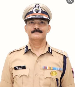 पश्चिम रेलवे के प्रधान मुख्य सुरक्षा आयुक्त प्रवीण चंद्र सिन्हा समेत आरपीएफ के 16 जवानों को मिलेगा पुलिस पदक