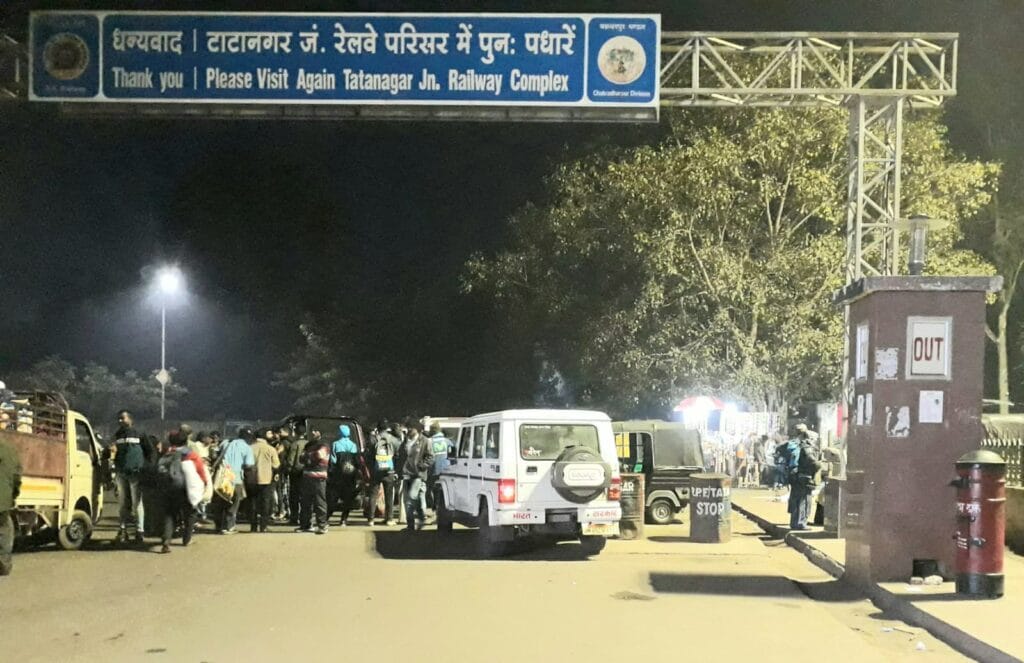 टाटानगर में साहब की कमाई पर लगी किसकी नजर…, नीचे से ऊपर तक दिख रही बेचैनी