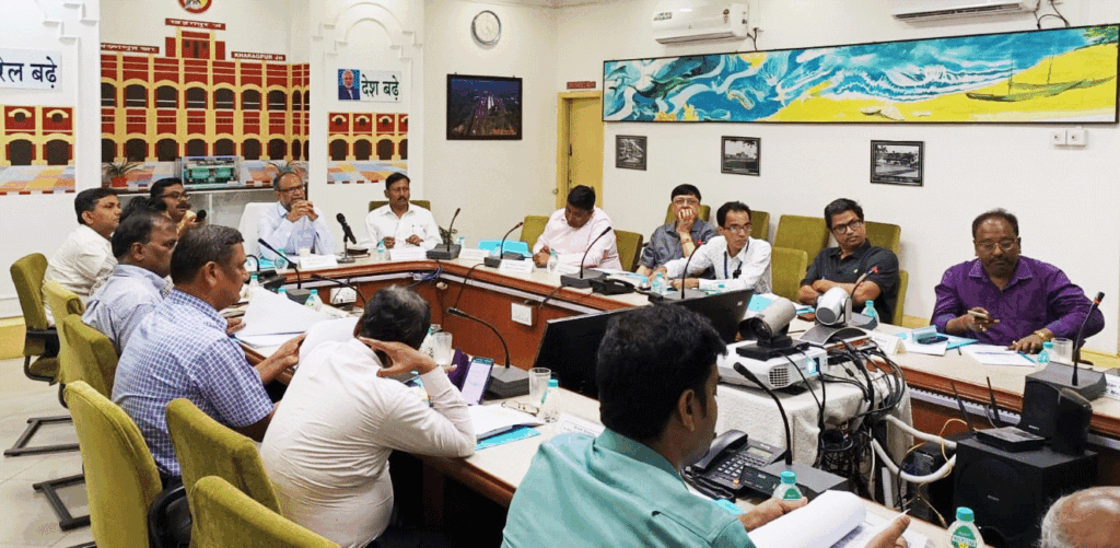 खड़गपुर डीआरयूसीसी की बैठक में यात्री सुविधाओं पर घंटों चला मंथन