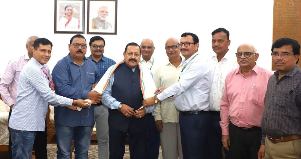 मंत्री जितेंद्र सिंह से मिले बीएमआरएस के नेता, NPS समाप्त कर OPS लागू करने की मांग