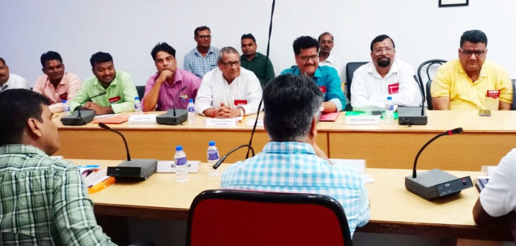 चक्रधरपुर : छोटे ऑपरेशन के लिए गार्डेनरीच नहीं भेजे जायेंगे रेलकर्मी, स्थानीय स्तर पर करा सकेंगे इलाज