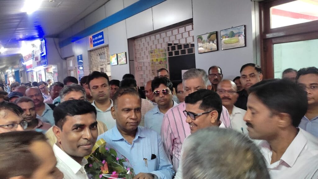 TATANAGAR : ओबीसी रेलवे कर्मचारी संघ जीएम से मांगी टाटा-राउरकेला के बीच मेमू ट्रेन