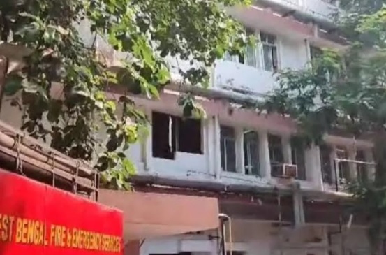 KOLKATTA : BNR अस्पताल के एसी में शॉर्ट सर्किट से ऑपरेशन थियेटर में लगी आग