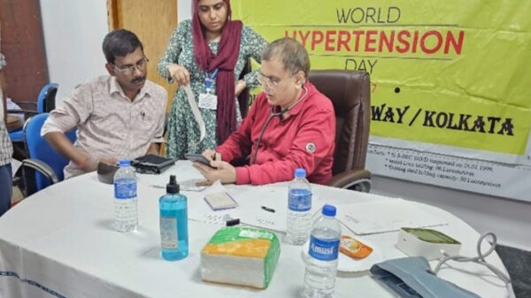 World Hypertension Day : संतरागाछी लोको शेड में 144 रेलकर्मियों की जांच, डॉक्टरों ने दिया हेल्थ टिप्स