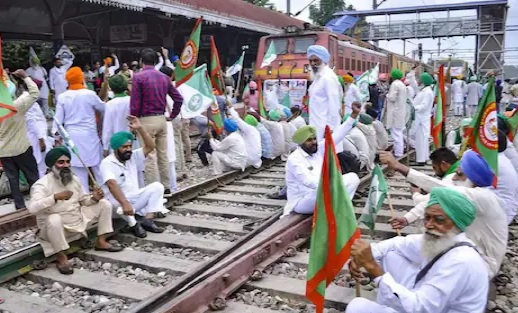 राहत की खबर : रेलवे ट्रैक से हटेंगे किसान, बीजेपी नेताओं के घरों के बाहर देंगे धरना