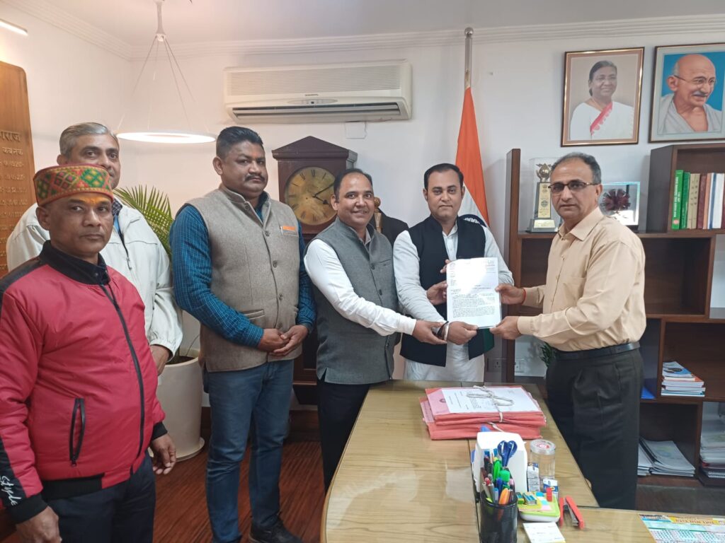 BRMS : पुरानी पेंशन की बहाली के लिए रैली निकालकर प्रधानमंत्री को भेजा पत्र