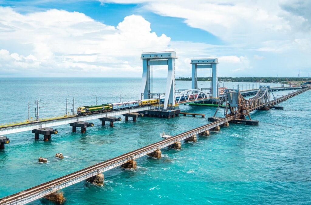 Pamban Bridge में दिखती है देश की बुलंदी, चिनाब और अंजी ब्रिजों ने देश का मस्तक किया ऊंचा