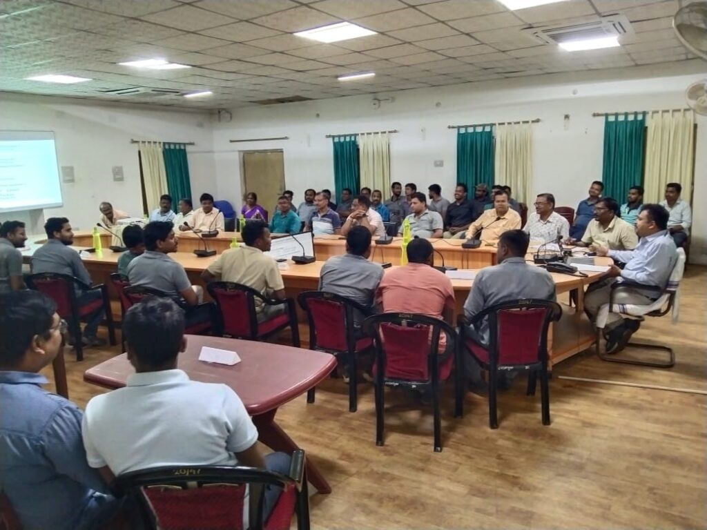 BANDAMUNDA : रेलवे के 100 साल पूरे होने पर क्विज प्रतियोगिता, इलेक्ट्रिक शेड के पी महतो, अमरनाथ और एसके डे रहे अव्वल