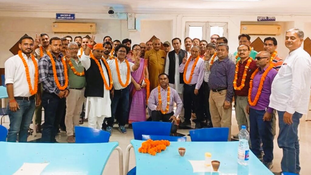 PRAYAGRAJ : लेखा विभाग में कई पदों के सरेंडर करने की तैयारी, UMRKS ने PFA से जाने क्या किया अनुरोध…
