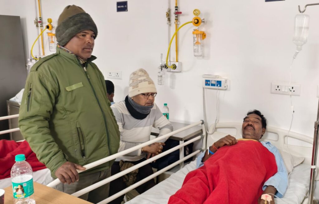 CKP DIV : डांगोवापाेसी में हादसा, अब ट्रैक मेंटेनर 10 फीट की ऊंचाई से गिरकर गंभीर
