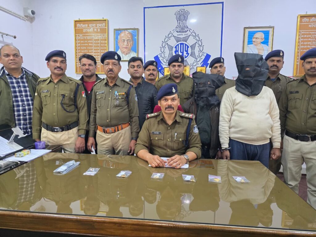 MP रेल पुलिस की बड़ी कार्रवाई, दो स्टेशनों पर बड़ी चोरियों का खुलासा, 24 लाख का सामान बरामद