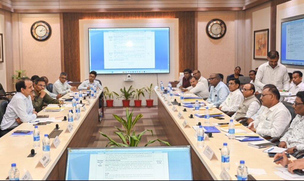 रेल एवं कर्मचारी हित से जुड़ी समस्याओं का प्राथमिकता के आधार पर होगा समाधान : SER/GM