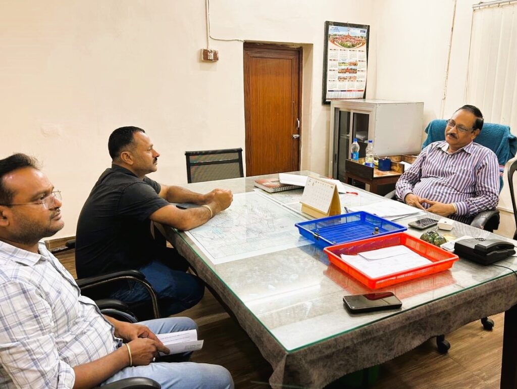 TATANAGAR : बागबेड़ा वायरलेस मैदान में गंदगी, अंधेरा और नशेड़ियों का डेरा! उपमुखिया बने जनता की आवाज