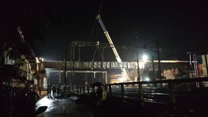 बालीचक फ्लाईओवर: निर्माण में आयी बाधा, गर्डर लगते ही टूटा बेयरिंग, काम रुका-उम्मीदें कायम
