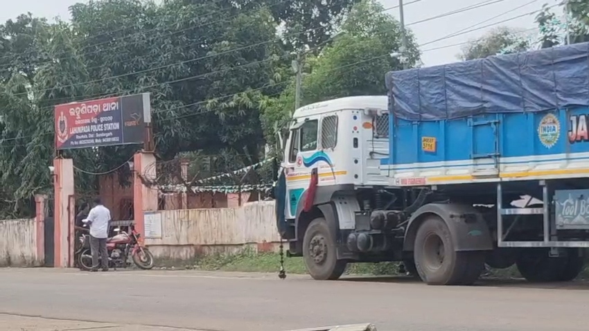 CKP DIVISION: रेलवे साइडिंगों से अवैध स्वीपिंग का खेल जारी, लहुणीपाड़ा पुलिस ने 30 टन कोयला पकड़ा, सवालों के घेरे में RPF