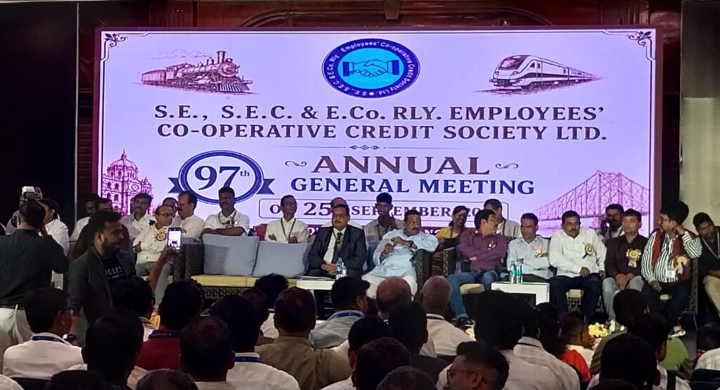 अर्बन बैंक का 97वां AGM: हंगामा बेअसर-दांव पड़े उल्टे, नहीं आ सका अविश्वास प्रस्ताव, भारी विरोध के बीच SP सिंह ने शेयरधारकों के लिए कीं बड़ी घोषणाएं