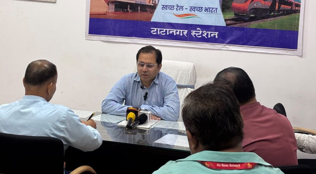 राष्ट्रपति द्रौपदी मुर्मू 28 अक्टूबर को ‘पुरी-बादामपहाड़ एक्सप्रेस’ को दिखायेंगी हरी झंडी, रेलवे ने शुरू की तैयारी